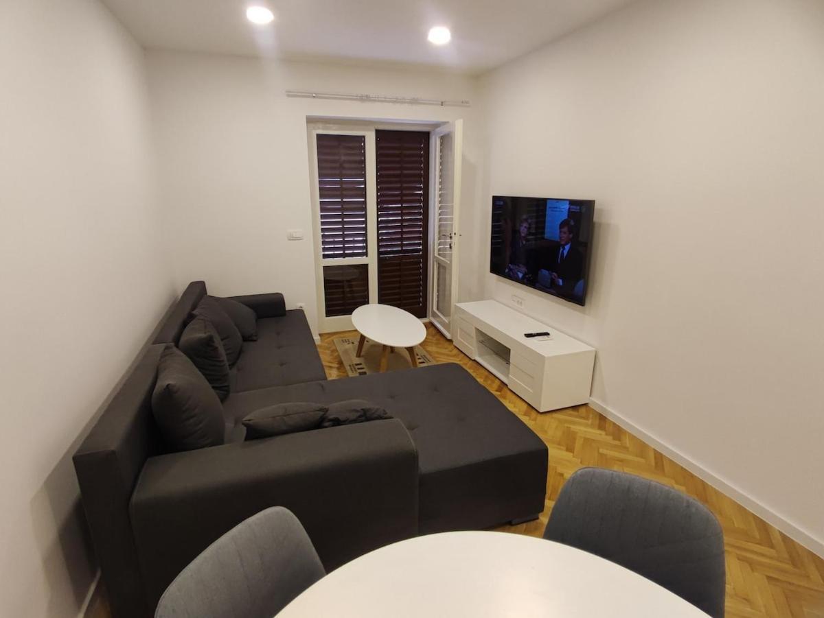 Apartments Saric Макарска Екстериор снимка