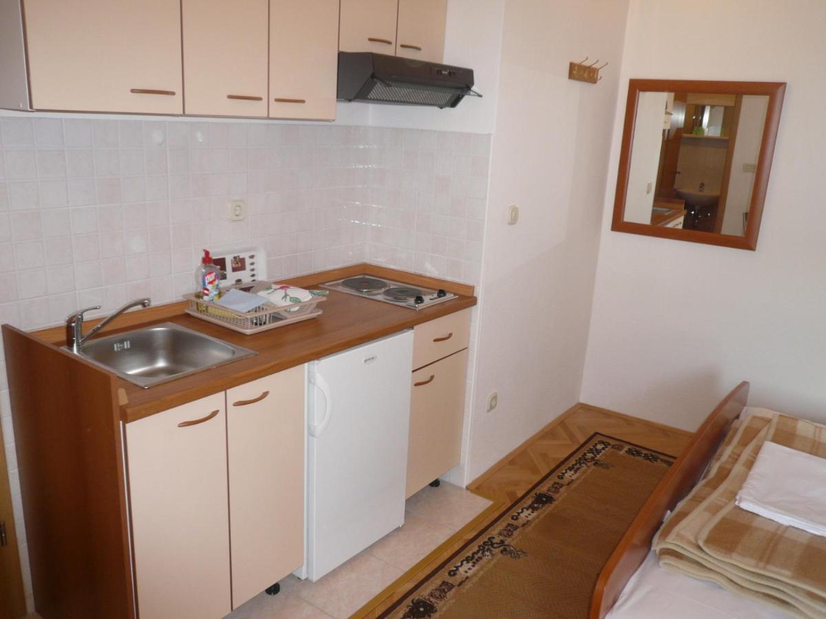 Apartments Saric Макарска Екстериор снимка