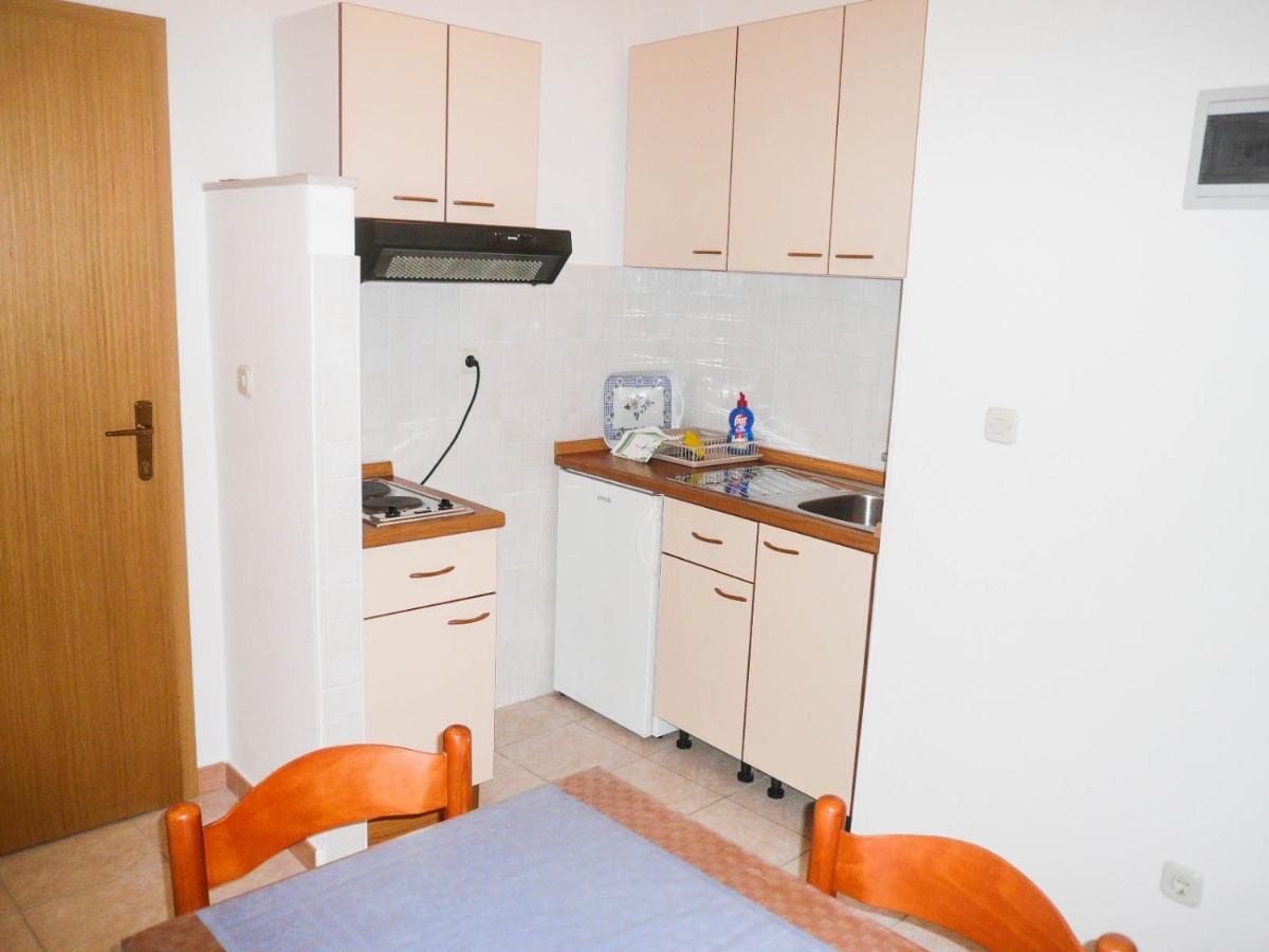 Apartments Saric Макарска Екстериор снимка